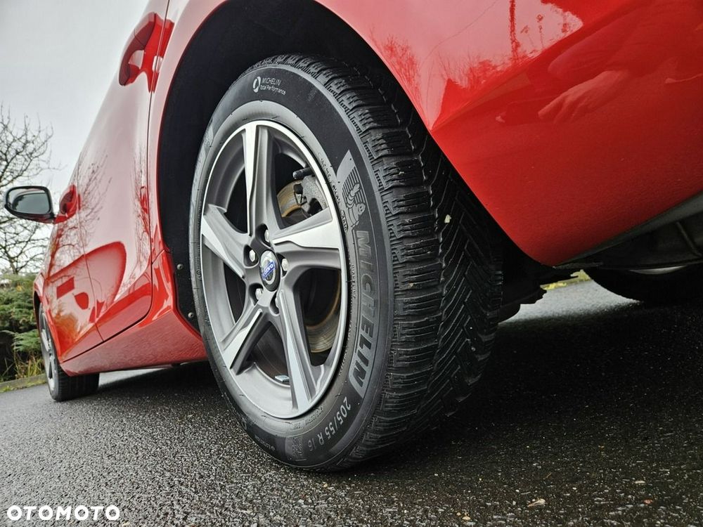 Volvo V40 D2 R-Design Momentum - 22