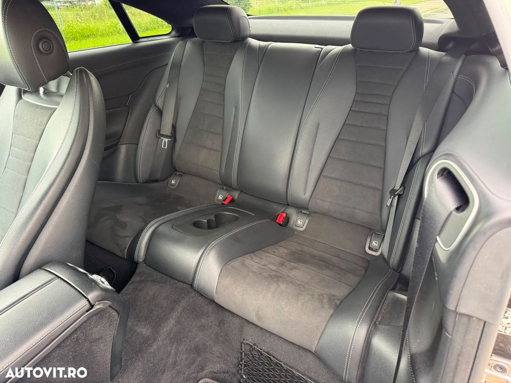 Mercedes-Benz E 300 - 6