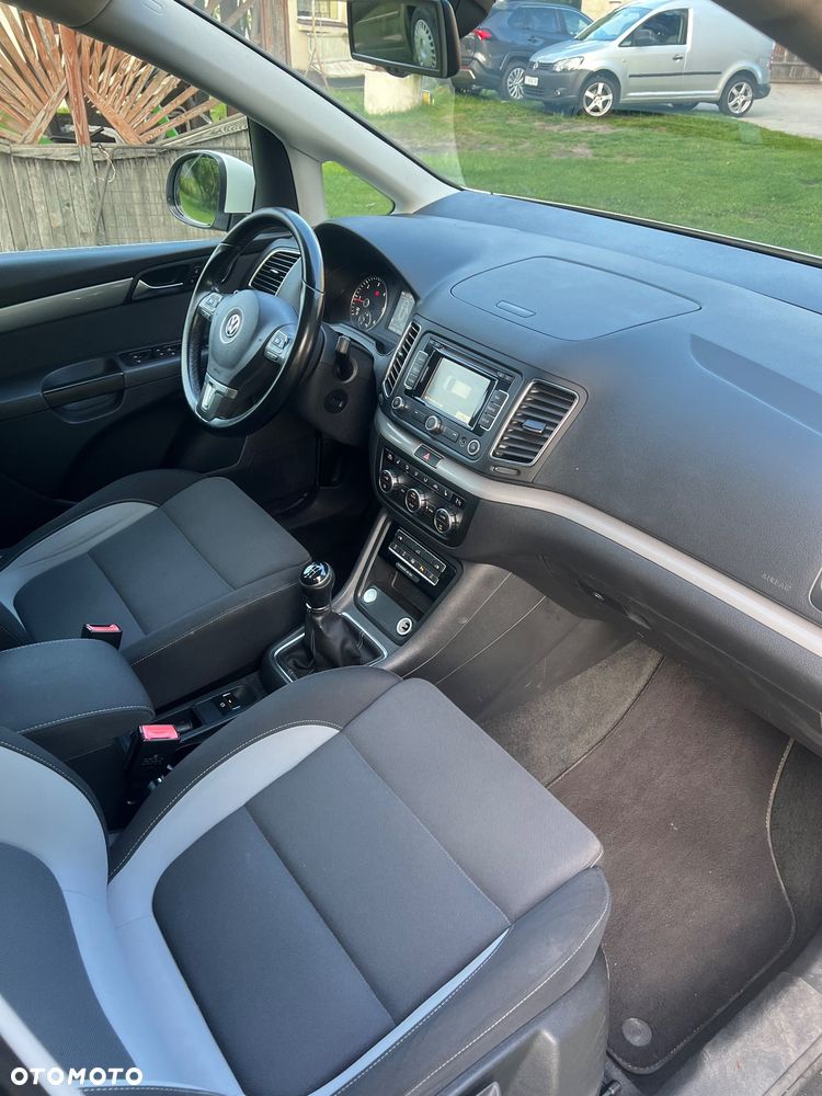Volkswagen Sharan 2.0 TDI Highline - 11