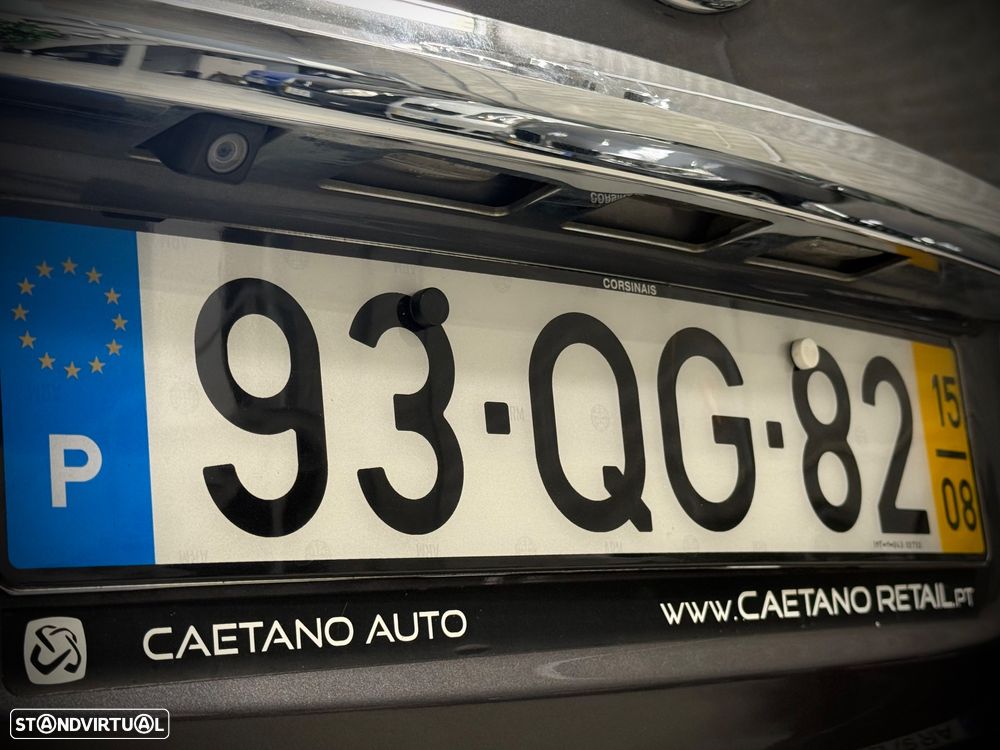 Toyota Avensis SW 2.0 D-4D Luxury - 29