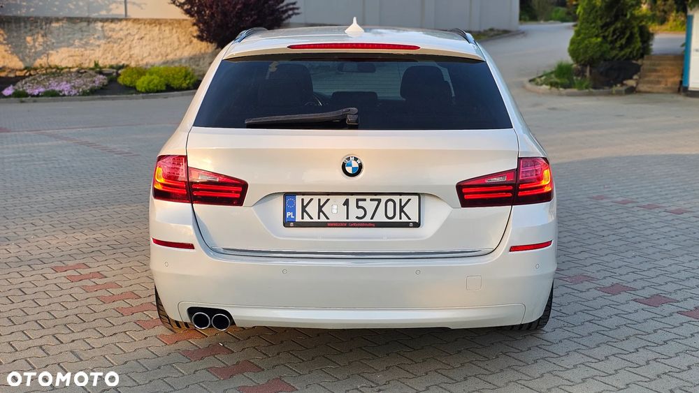 BMW Seria 5 525d xDrive Luxury Line - 4