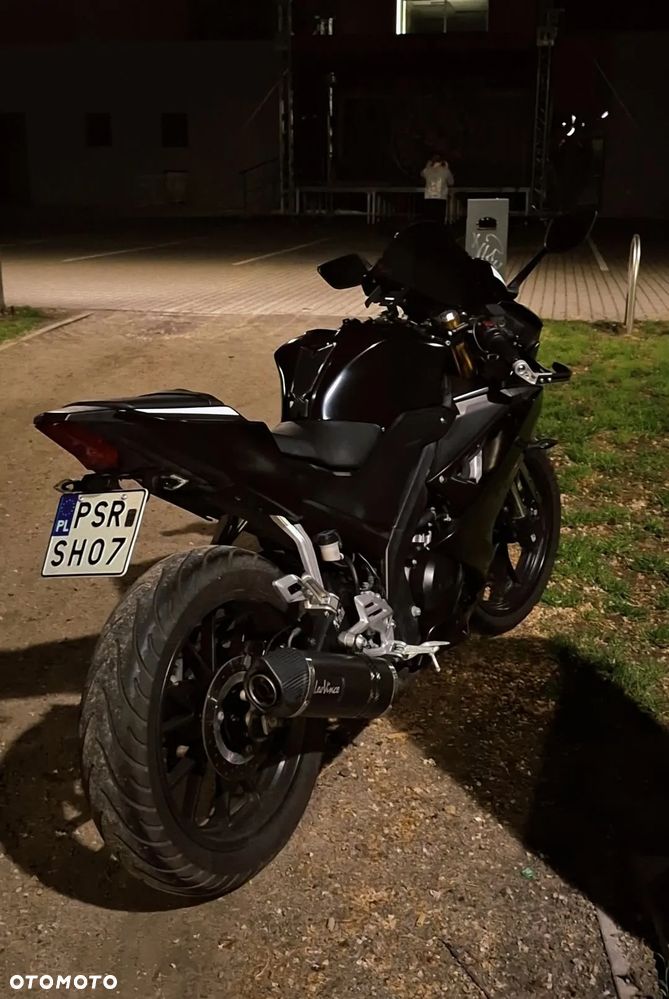 Yamaha YZF - 15