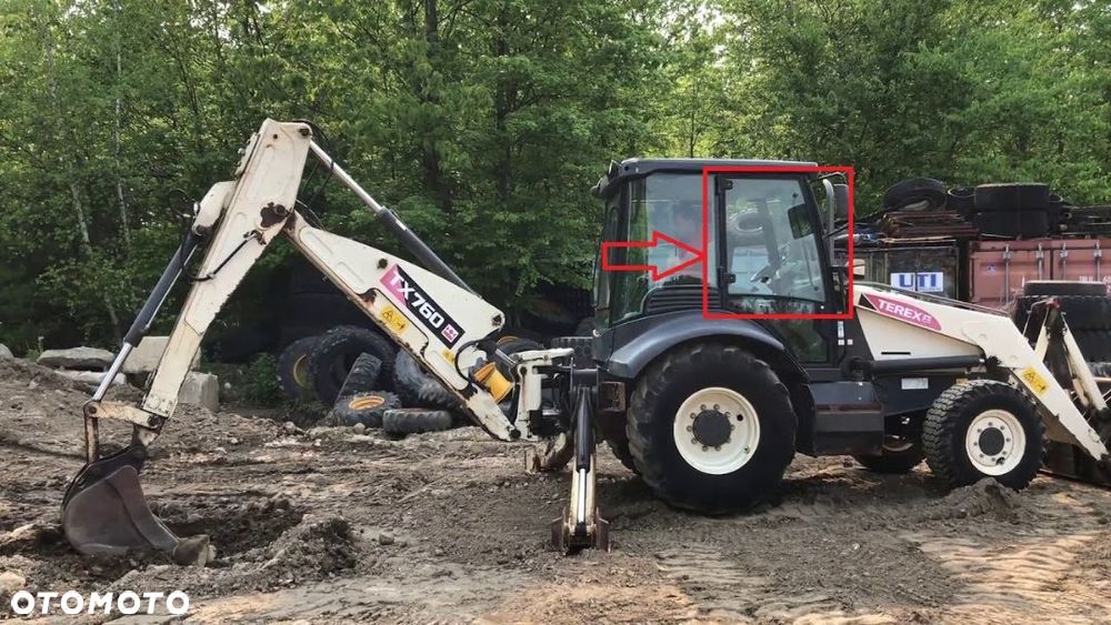 Szyba Szyby Terex, Case, Fermec DRZWI GÓRA L=P nr 94 - 3
