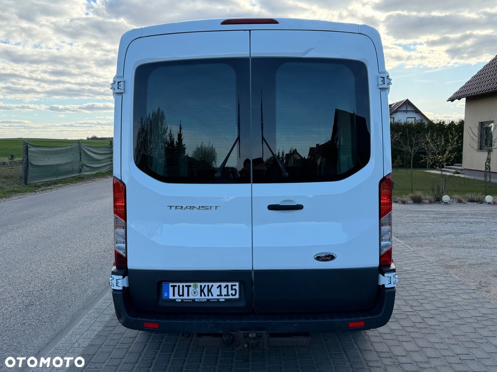 Ford Transit - 25