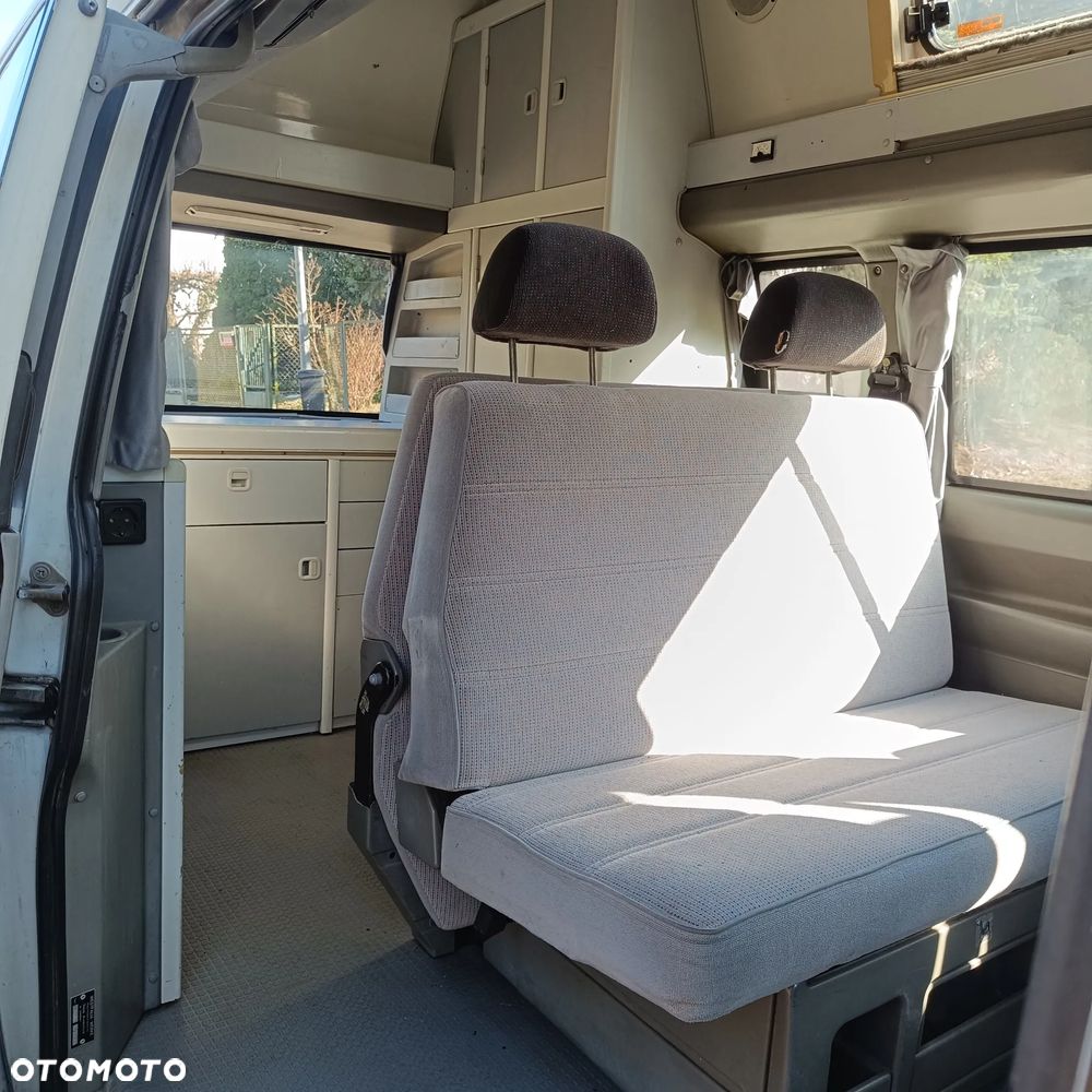 Volkswagen T4 California - 17
