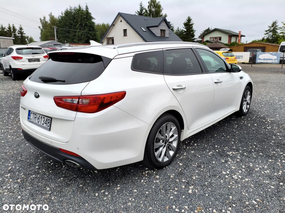 Kia Optima Sportagon 2.0 CVVL Vision - 12