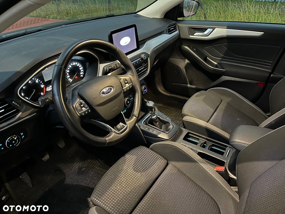 Ford Focus - 12