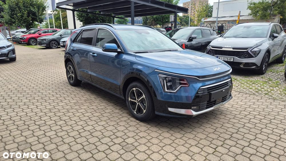 Kia Niro ver-1-6-gdi-hybrid-l