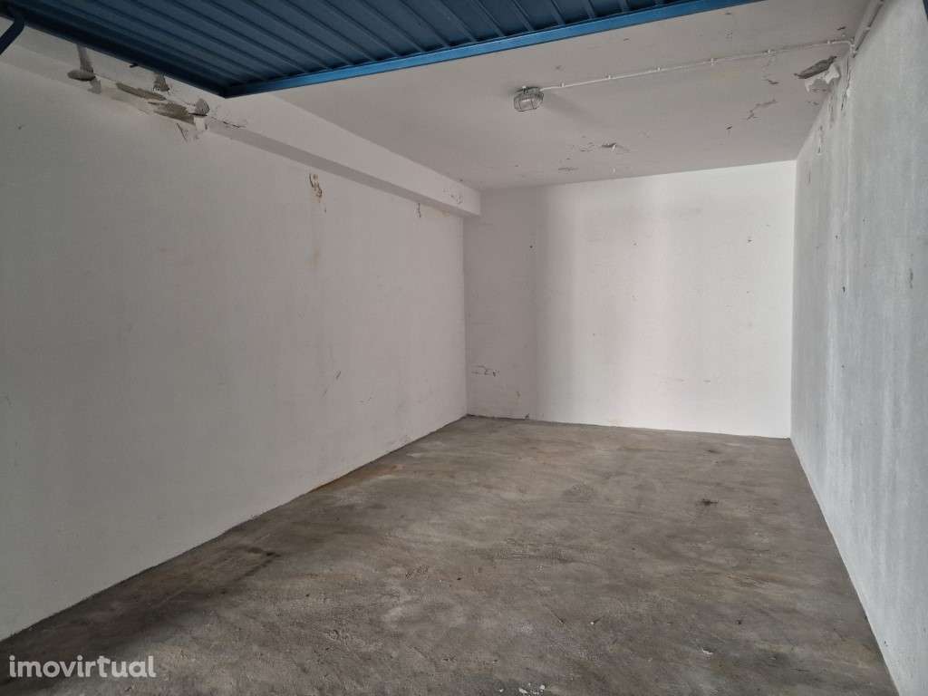 Garagem para arrendamento - Grande imagem: 2/5