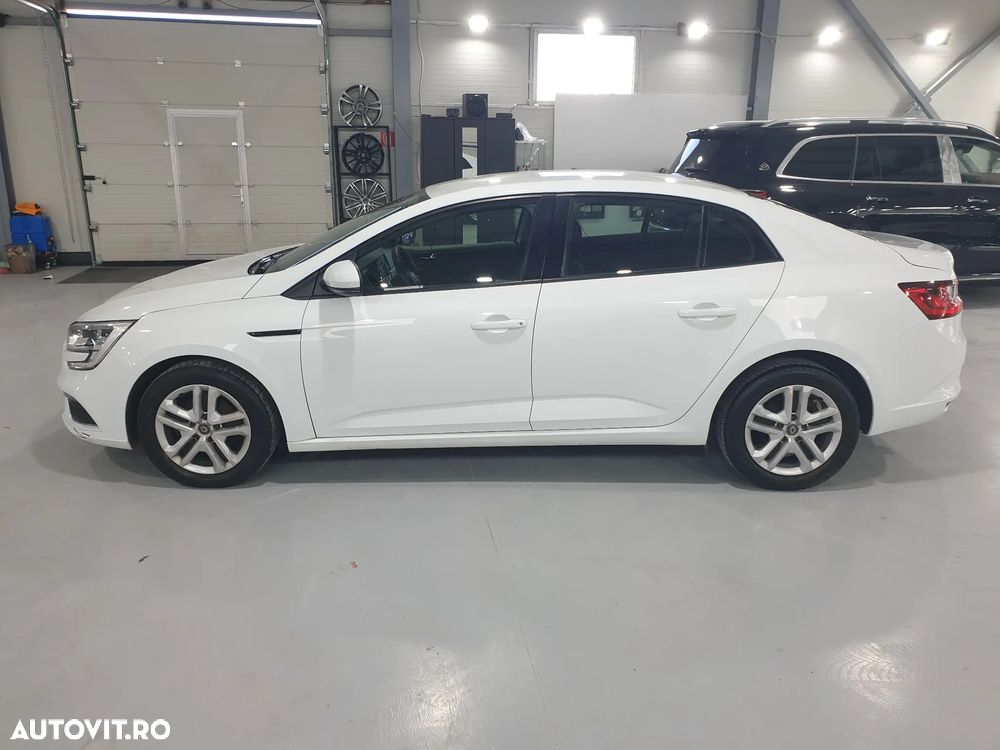 Renault Megane TCe Business - 5