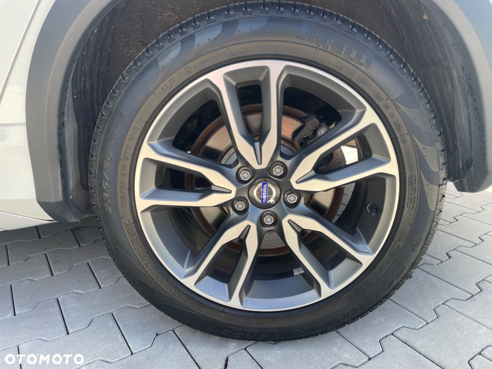 Volvo V60 Cross Country T5 AWD Summum - 8