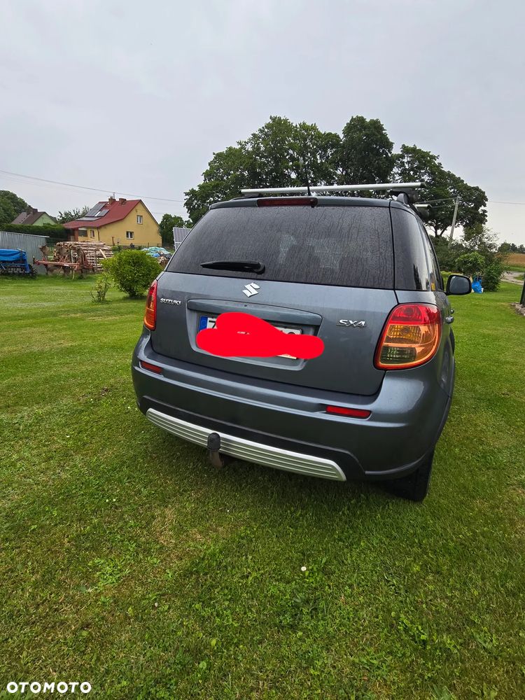 Suzuki SX4 1.6 GS / Premium - 4
