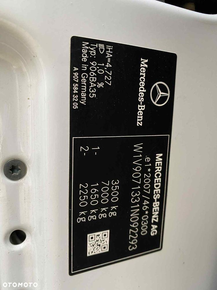 Mercedes-Benz SPRINTER * 2020r * Tylko 129.000km ! * HAK 3.5 T - 40