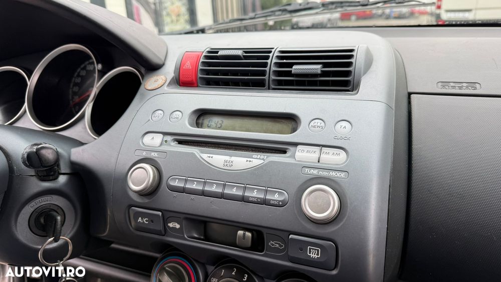 Honda Jazz 1.4 CVT LS - 14