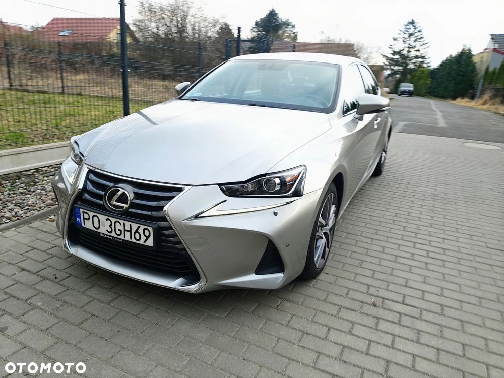 Lexus IS 200t / 300 Elegance - 6