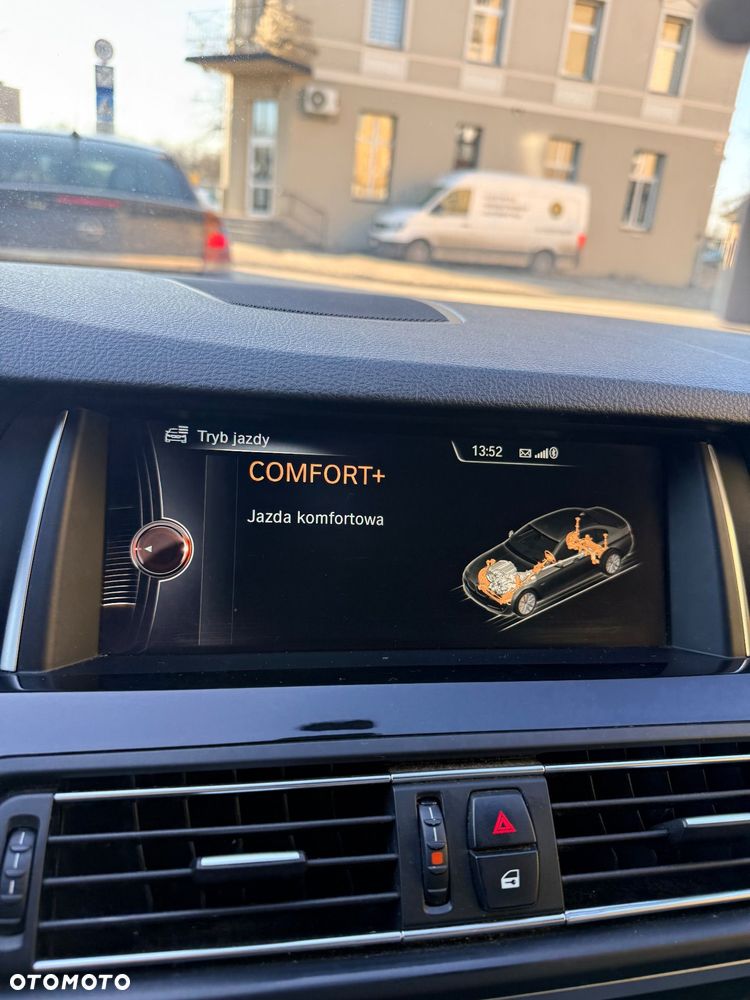 BMW Seria 5 520d M Sport sport - 11