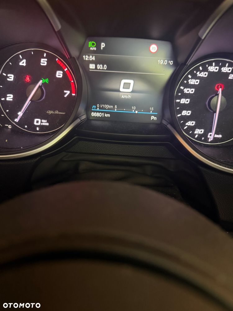 Alfa Romeo Stelvio 2.0 Turbo Veloce Q4 - 8