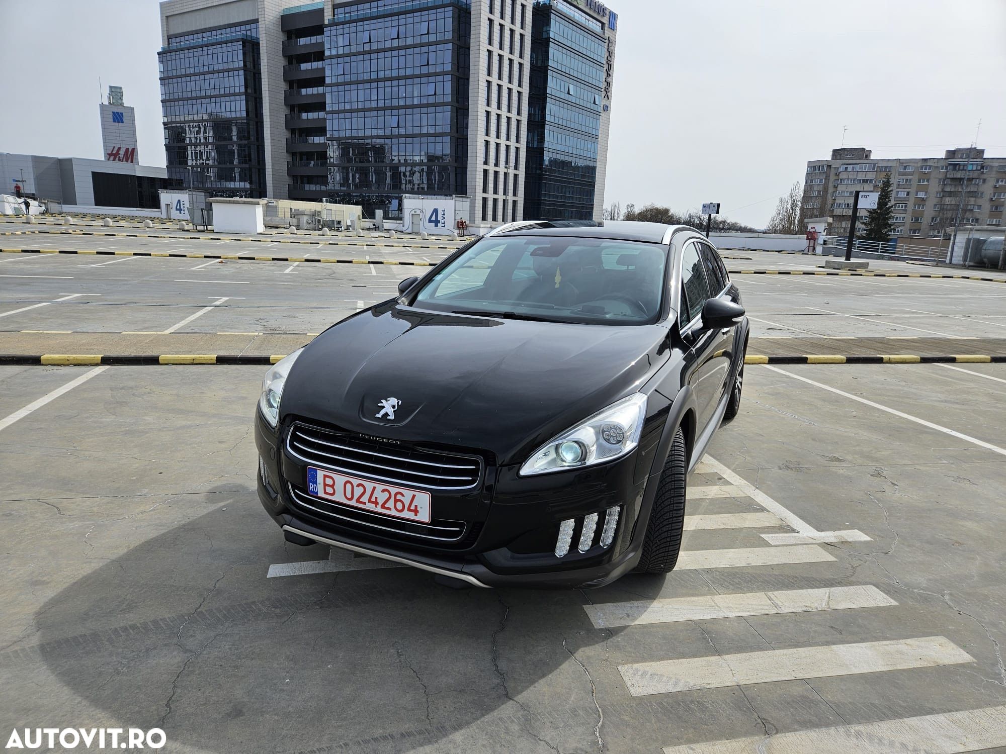 Peugeot 508 RXH Hybrid - 1
