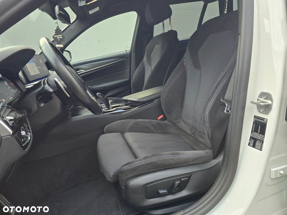 BMW Seria 5 520d M Sport Edition - 14