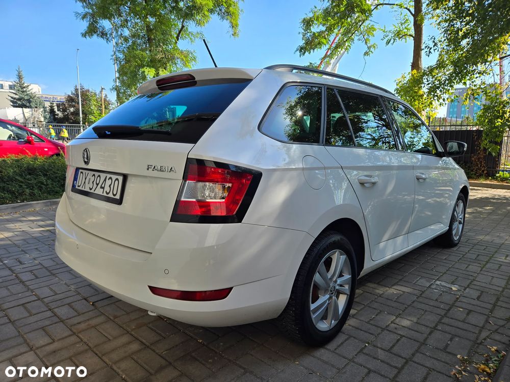 Skoda Fabia 1.0 Ambition - 5