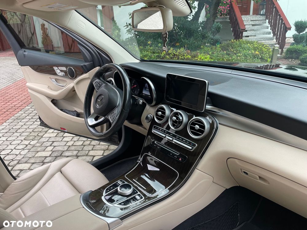 Mercedes-Benz GLC 300 4-Matic - 6
