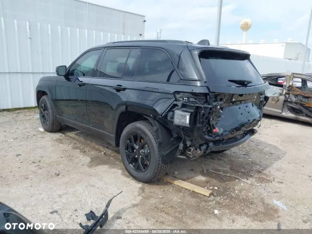 Jeep Grand Cherokee - 4