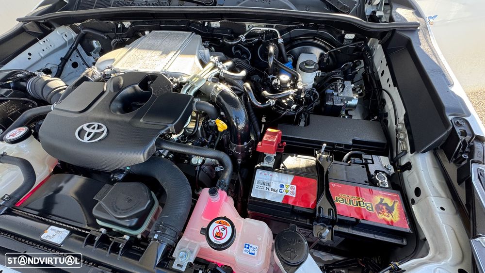 Toyota Hilux 2.4 D-4D 4WD CD CM - 32