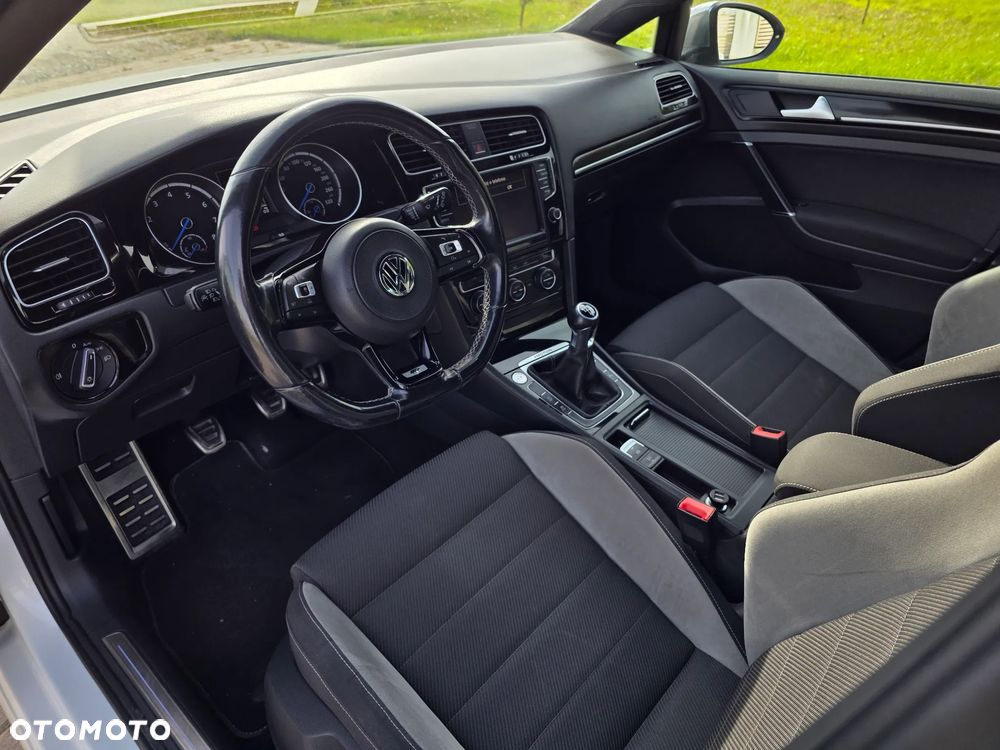 Volkswagen Golf 2.0 TSI BMT 4Mot R - 11