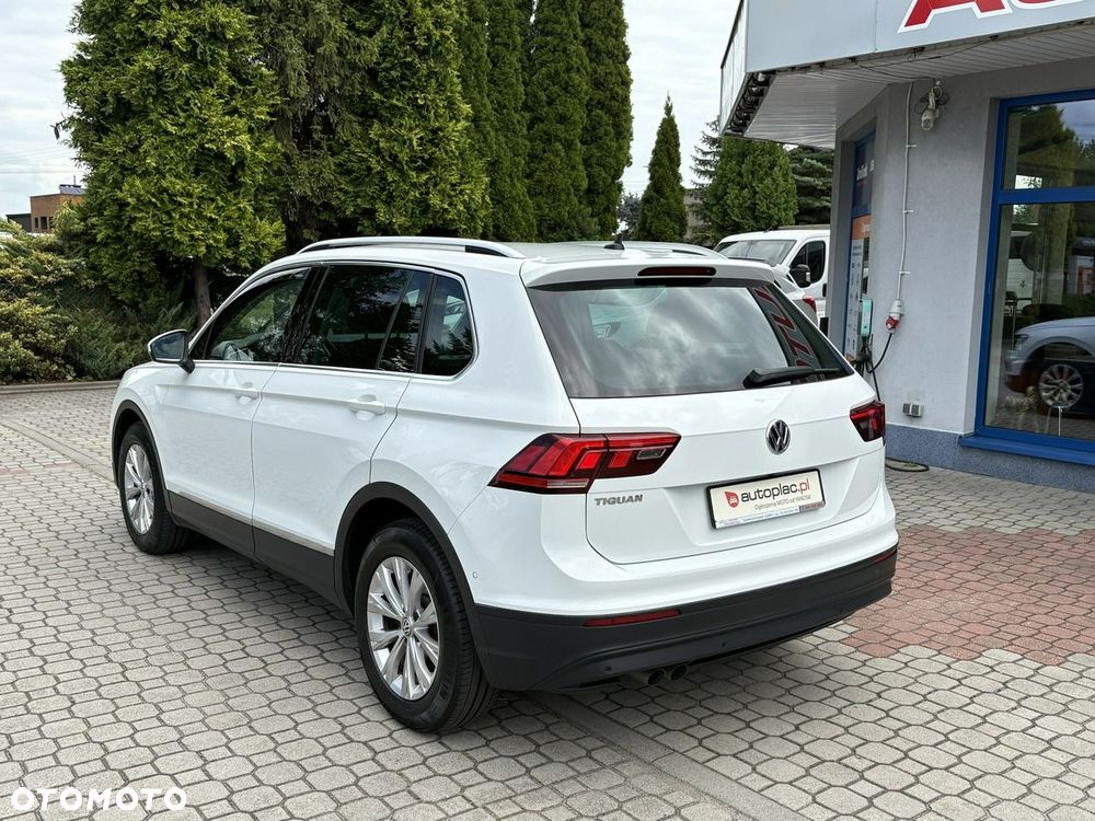 Volkswagen Tiguan - 8