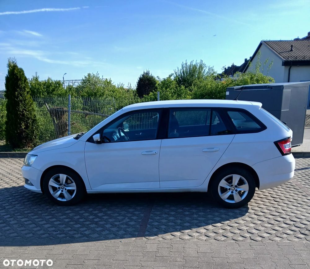 Skoda Fabia 1.2 TSI Ambition - 2