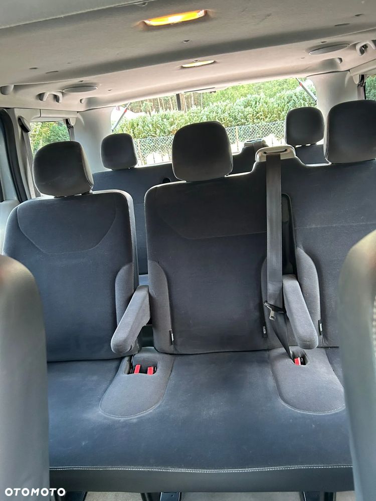 Renault Trafic 2.0 dCi 115 Combi L1H1 - 11