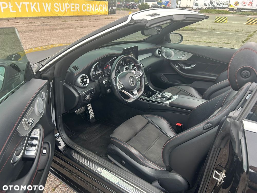 Mercedes-Benz Klasa C AMG 43 4-Matic - 26