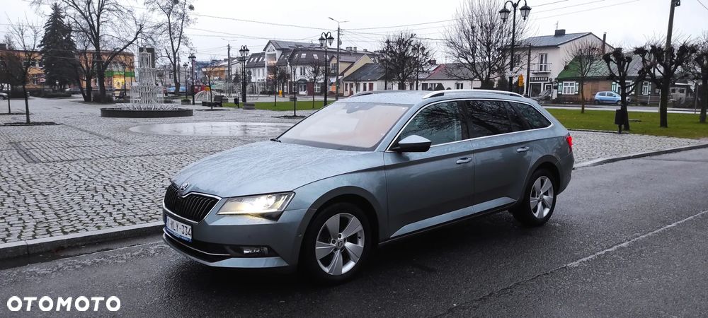 Skoda Superb 2.0 TDI 4x4 DSG SportLine - 2