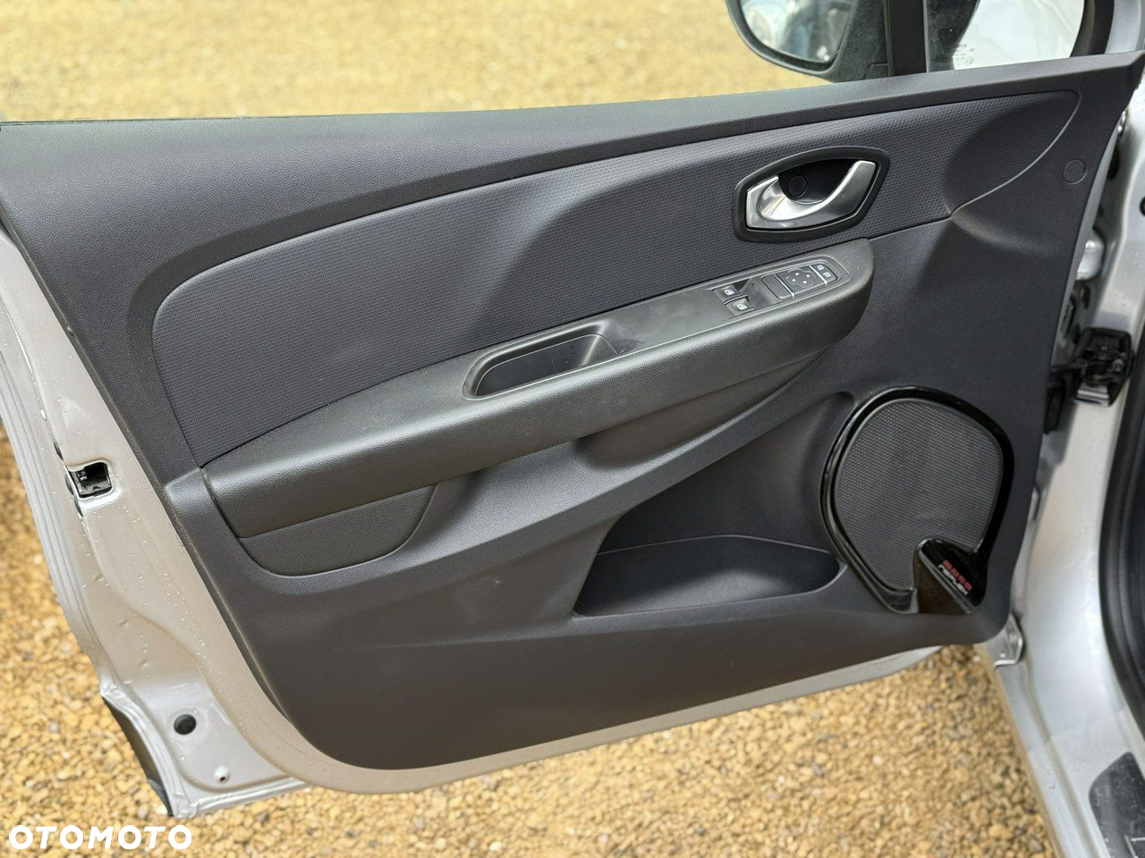 Renault Clio - 17