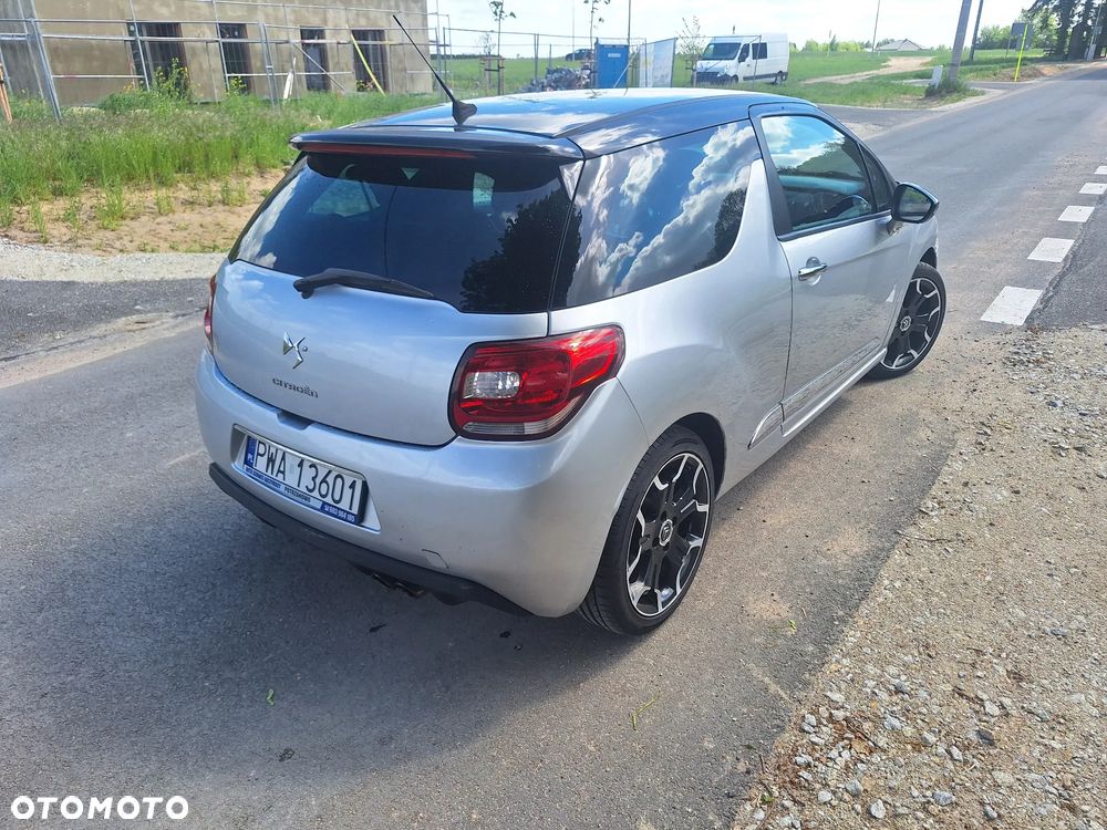 Citroën DS3 1.6 HDi SportChic - 4