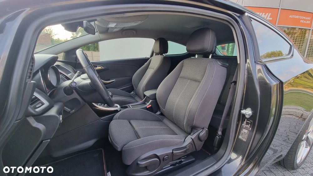 Opel Astra 1.4 Turbo - 11