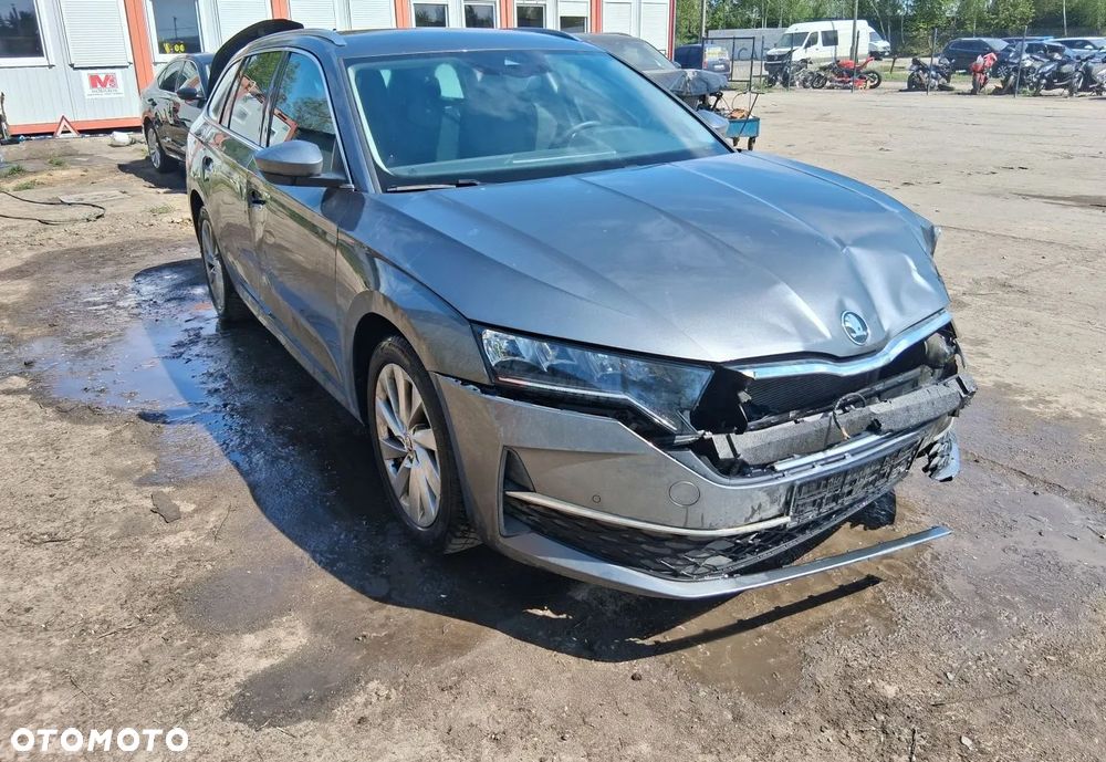 Skoda Octavia 2.0 TDI Ambition DSG - 1
