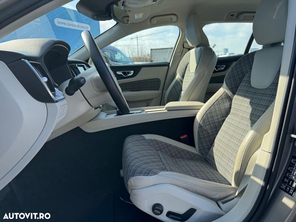 Volvo V60 B4 MHEV AT8 FWD Momentum Pro - 7