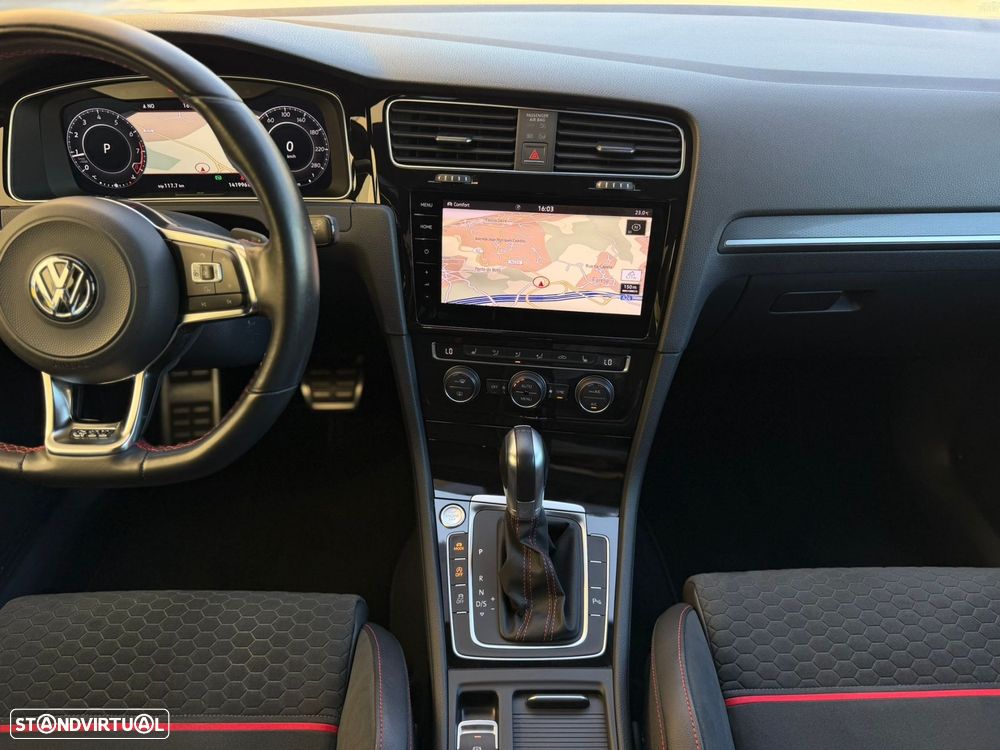 VW Golf 2.0 TSI GTI DSG Performance - 30