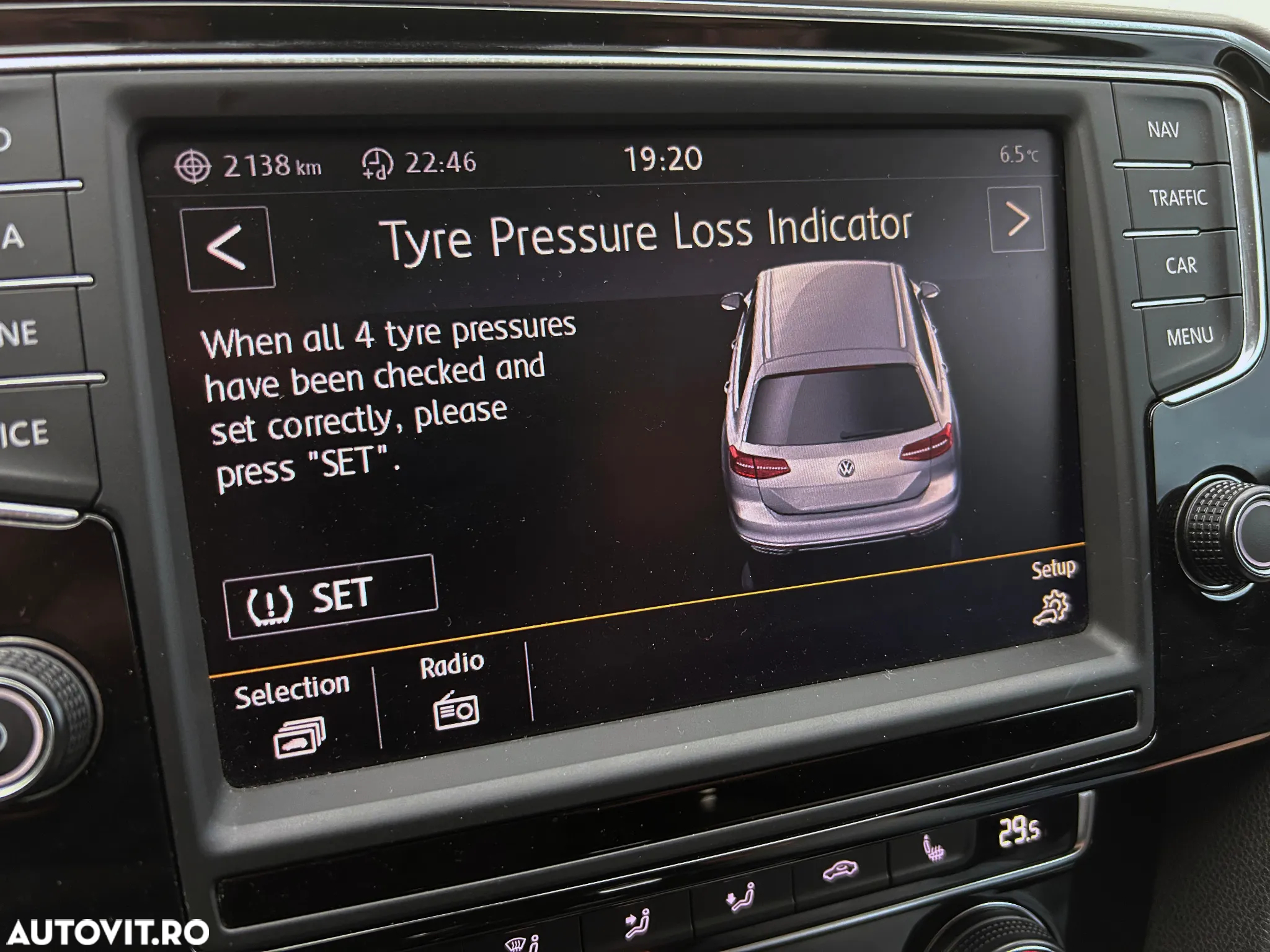 Volkswagen Passat Variant 2.0 TDI SCR DSG Highline - 22