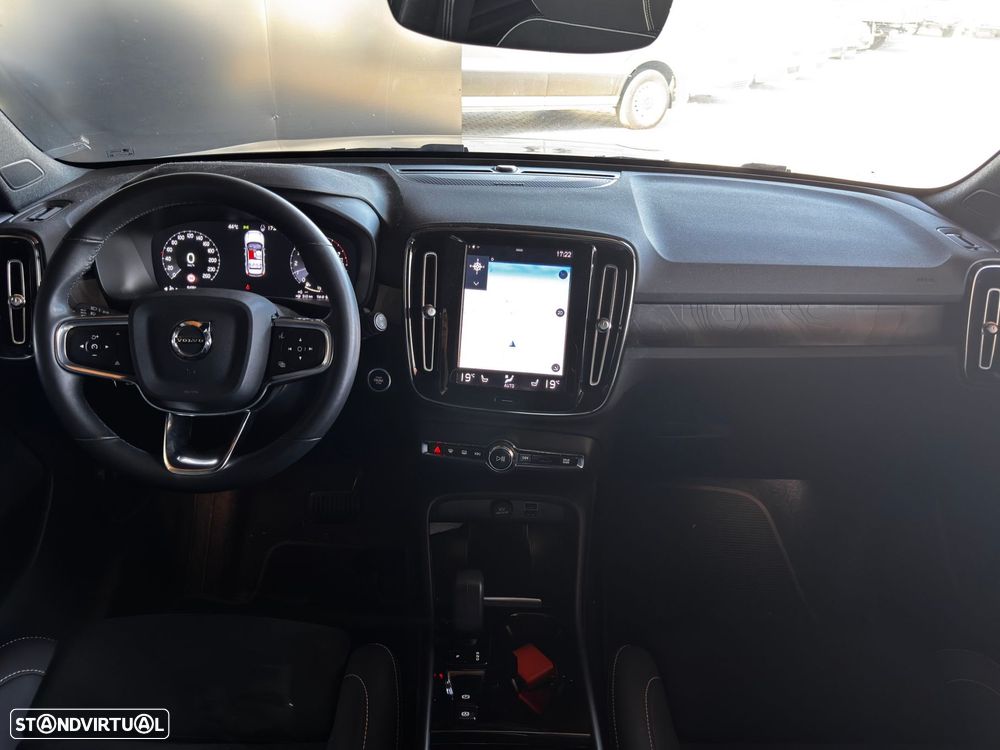 Volvo XC 40 1.5 T5 PHEV Plus Dark - 8