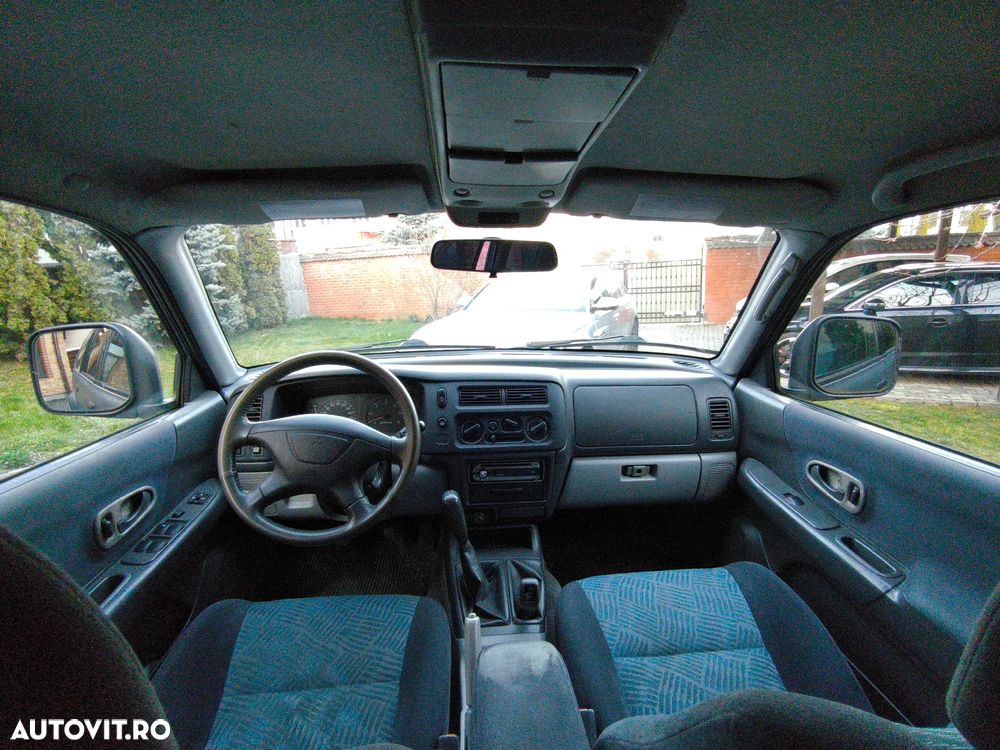 Mitsubishi Pajero Metal Top 2.5 TD GL - 12