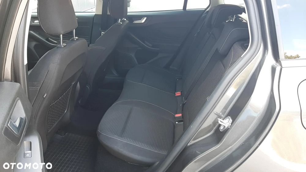 Ford Focus 1.5 EcoBlue Titanium - 12