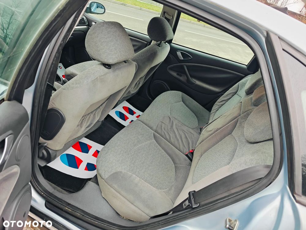 Citroën C5 2.0 16V Tendance - 11