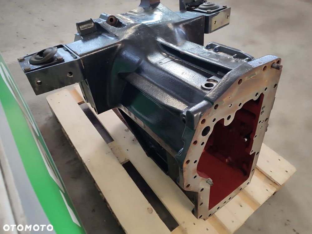 Obudowa skrzyni biegów ZF T-7200 Powershift Deutz Fahr Agrotron 150 - 7