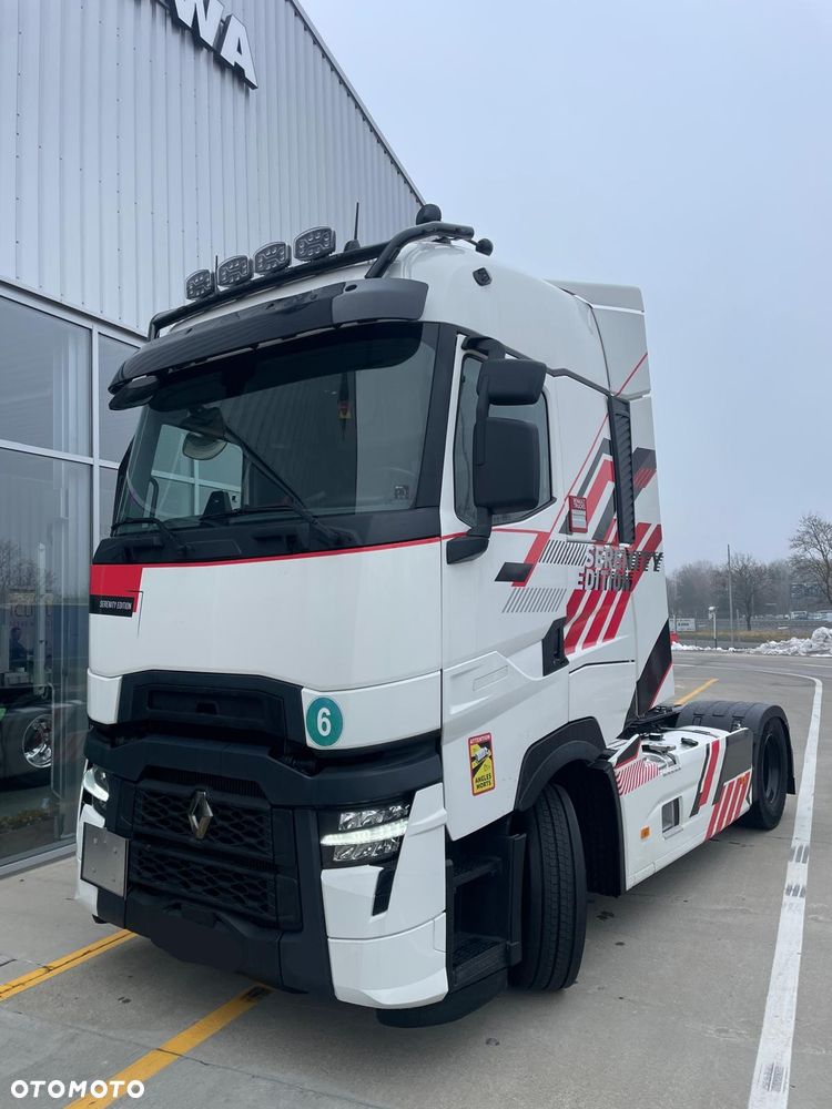 Renault T520 HIGH SLEEPER CAB - 6