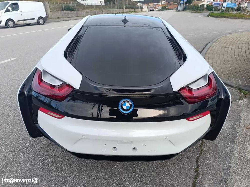BMW i8 Standard - 11