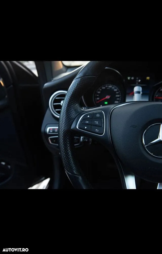 Mercedes-Benz GLC 250 d 4Matic 9G-TRONIC AMG Line - 10