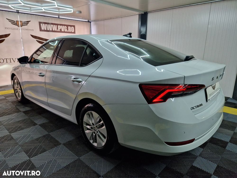 Skoda Octavia - 4