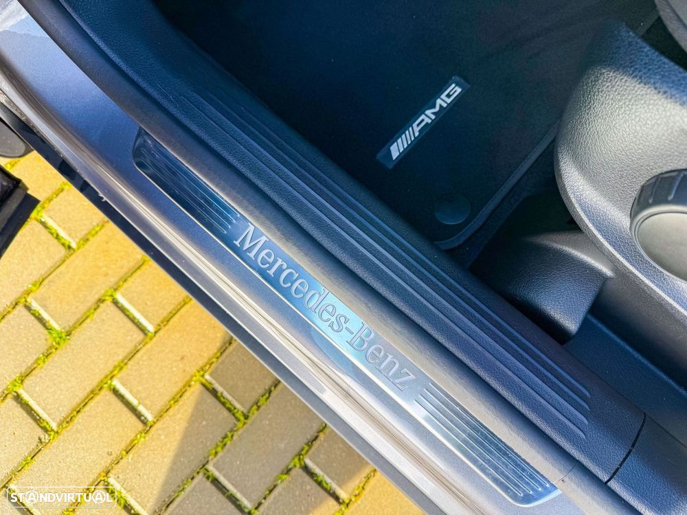 Mercedes-Benz GLB 200 d AMG Line - 16